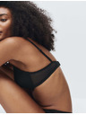 Marks & Spencer Csipkés push-up dekoltázs melltartó Jasmine kötöttel, (méret A–E) Marks & Spencer fekete