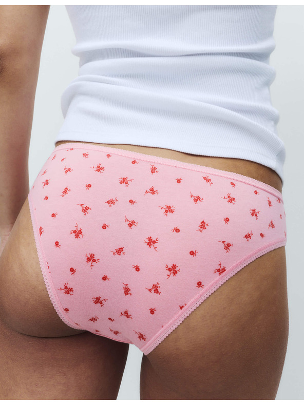 Marks & Spencer Brazil bugyi magas pamut tartalommal és Lycra™ anyaggal, 5 db Marks & Spencer rózsaszín