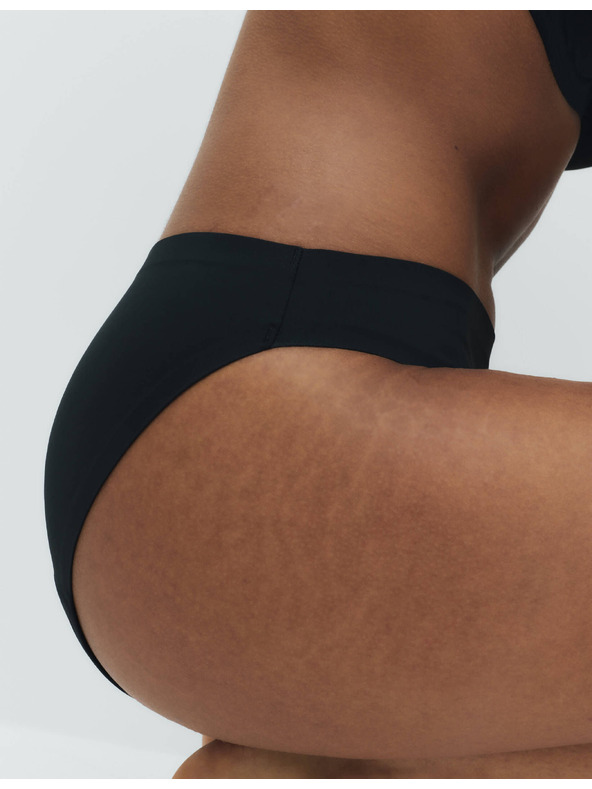Marks & Spencer 3 db-os szett bikini menstruációs bugyik láthatatlan szegéllyel Marks & Spencer fekete