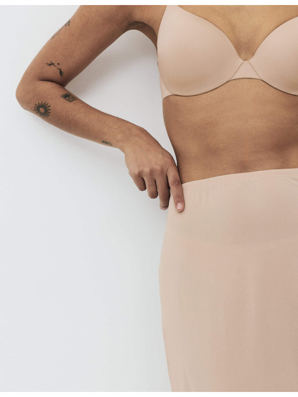 Marks & Spencer Láthatatlan Body Invisibles™ alsó Flexifit™ technológiával Marks & Spencer bézs