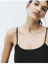 Marks & Spencer Selyem-hatású láthatatlan Body Invisibles™ top Flexifit™ technológiával Marks & Spencer fekete