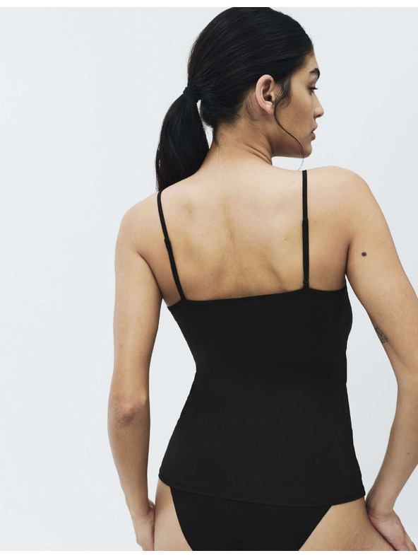 Marks & Spencer Selyem-hatású láthatatlan Body Invisibles™ top Flexifit™ technológiával Marks & Spencer fekete