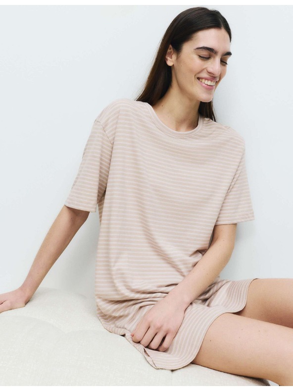 Marks & Spencer Csíkos éjszakai ing pamutból és modálból Marks & Spencer krém