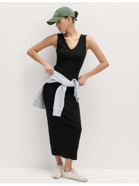 Marks & Spencer Midi ceruzaruha magas pamuttartalmú és V-nyakkivágással Marks & Spencer fekete