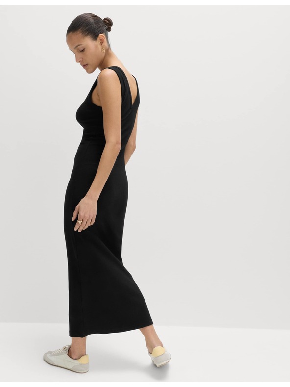 Marks & Spencer Midi ceruzaruha magas pamuttartalmú és V-nyakkivágással Marks & Spencer fekete