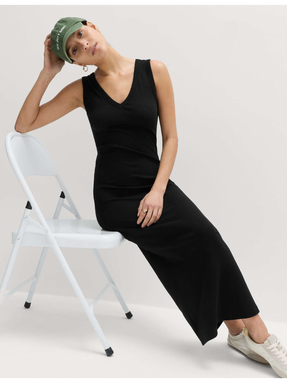 Marks & Spencer Midi ceruzaruha magas pamuttartalmú és V-nyakkivágással Marks & Spencer fekete