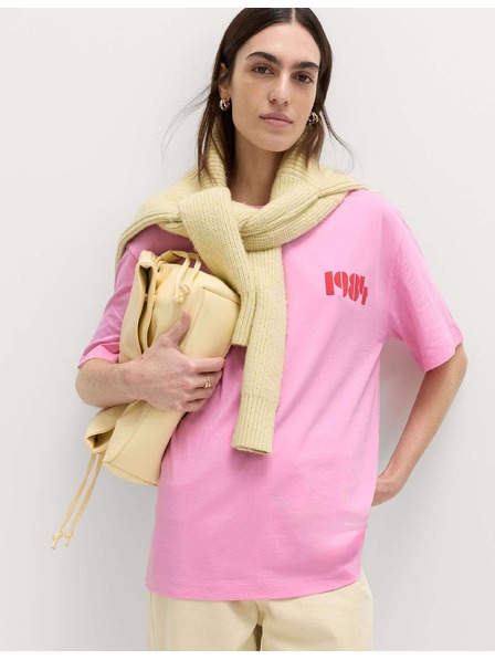 Marks & Spencer Maxi méretű kerek nyakkivágású grafikus pamutpóló Marks & Spencer rózsaszín