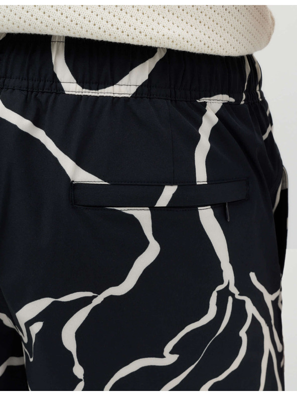 Marks & Spencer Gyorsan száradó virágos fürdőshorts Marks & Spencer tengeri kék