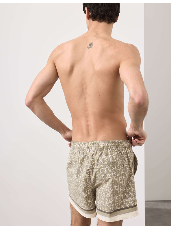 Marks & Spencer Gyorsan száradó fürdőshorts geometrikus mintával Marks & Spencer zöld