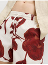 Marks & Spencer Textúrált gyorsan száradó fürdőshorts virágmotívummal Marks & Spencer piros