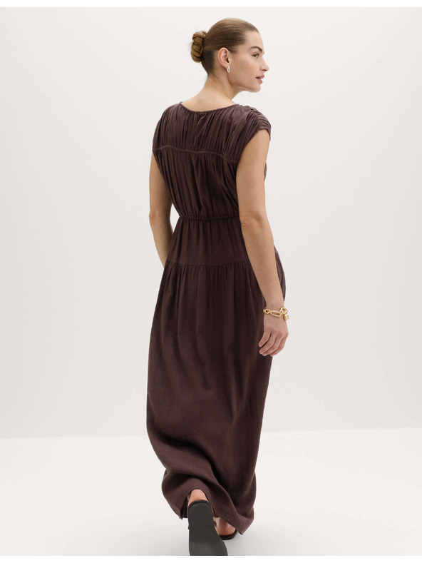 Marks & Spencer Maxi ruha kihangsúlyozott derékkal és gyűrt lennel Marks & Spencer barna