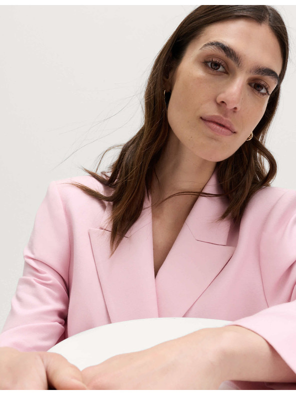 Marks & Spencer Kétsorosan gombos lezser szellemű blazer lentartalommal Marks & Spencer rózsaszín
