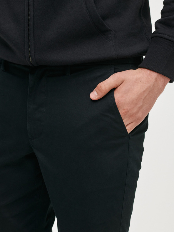 GAP Khaki Slim nadrág GAP