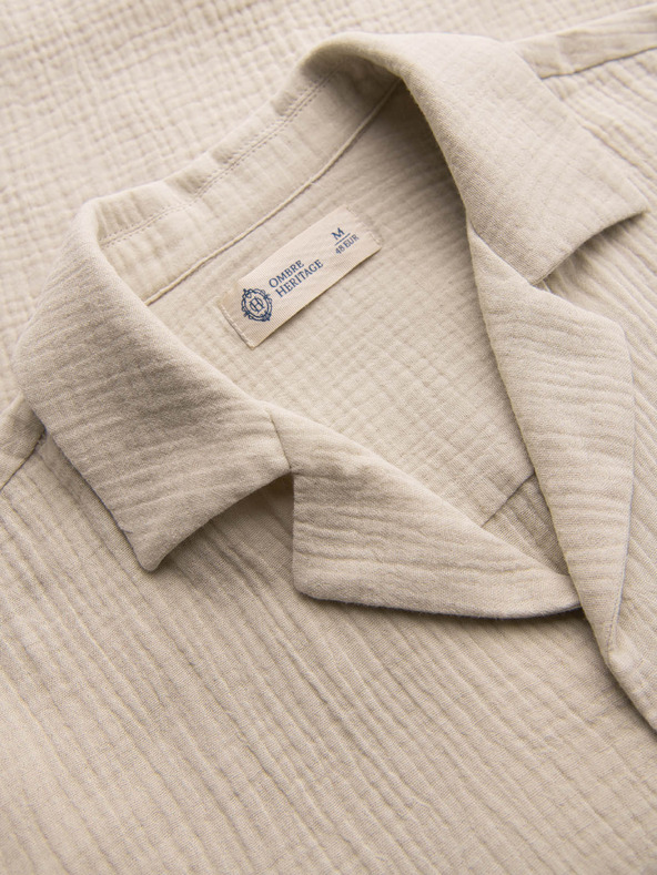 Ombre Clothing Férfi muszelinig kubai gallérral – bézs V1 OM-SHSS-0223 Ombre Clothing