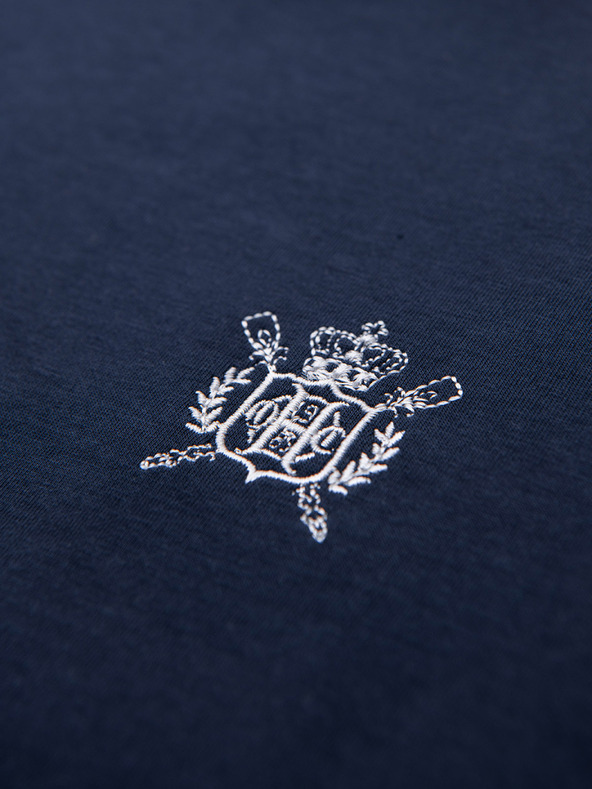 Ombre Clothing Férfi pulóver hímzéssel és kontraszt gallérral – sötét kék V1 OM-SSNZ-0269 Ombre Clothing