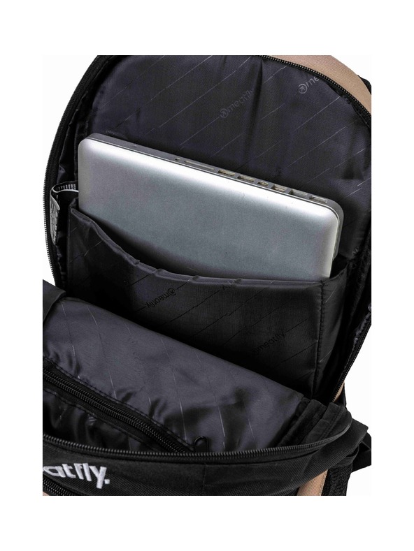 Meatfly Meatfly hátizsák Basejumper Nougath 22 L