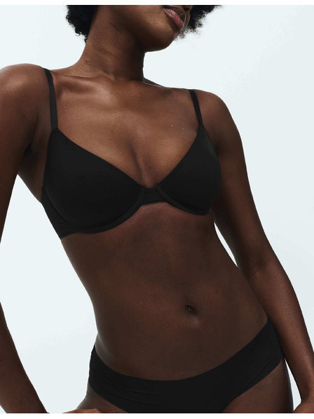 Marks & Spencer Láthatatlan Body Invisibles™ melltartó félkosárral kötöttel, (A-E) Marks & Spencer fekete