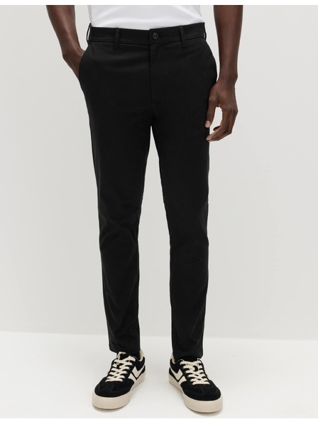 Marks & Spencer Chino nadrág szoros szabásban, nyújtható Marks & Spencer fekete