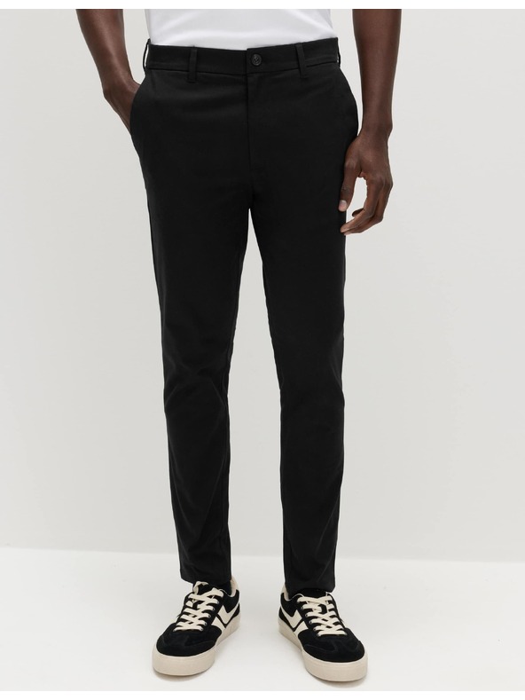 Marks & Spencer Chino nadrág szoros szabásban, nyújtható Marks & Spencer fekete