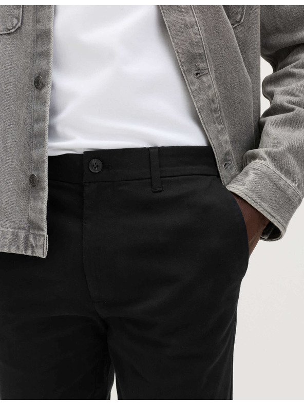Marks & Spencer Chino nadrág szoros szabásban, nyújtható Marks & Spencer fekete