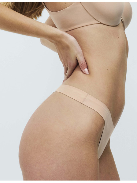 Marks & Spencer 3 db csomag láthatatlan Body Invisibles™ tanga hátul nagyobb mint elöl, VPL nélkül Marks & Spencer bézs
