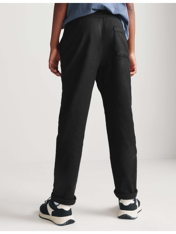 Marks & Spencer Laza chino nadrág magas pamuttartalommal és rugalmas derékrésszel (6–16 éves) Marks & Spencer fekete